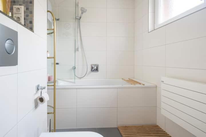Schoenes Zimmer Im Charmanten Haus Berlin Eksteriør bilde